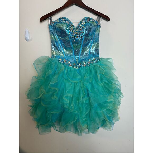 Mac Duggal Strapless Beaded A Line Cocktail Dress in Iridescent Turquoise Size 4 - Picture 1 of 6